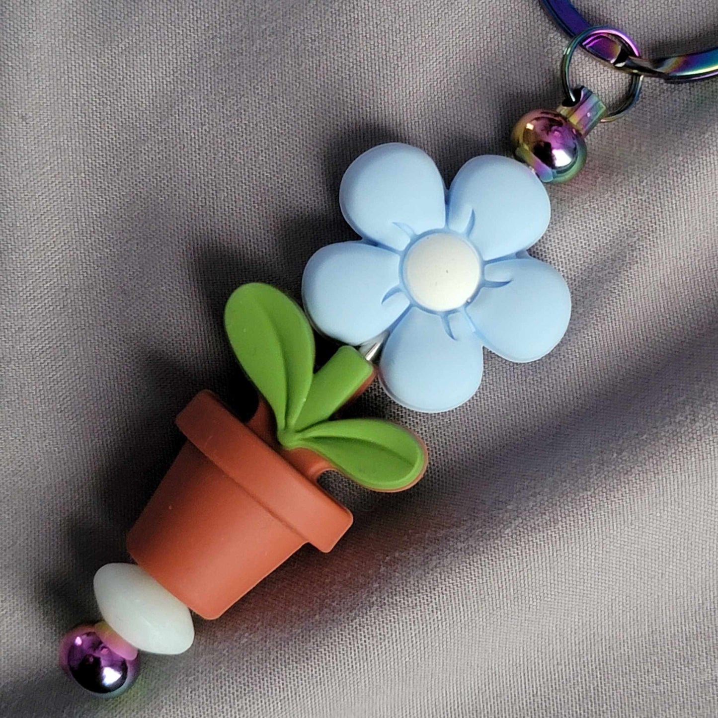 Noah's Silicone Bead Keychains - A Colorful Companion for Your Keys!