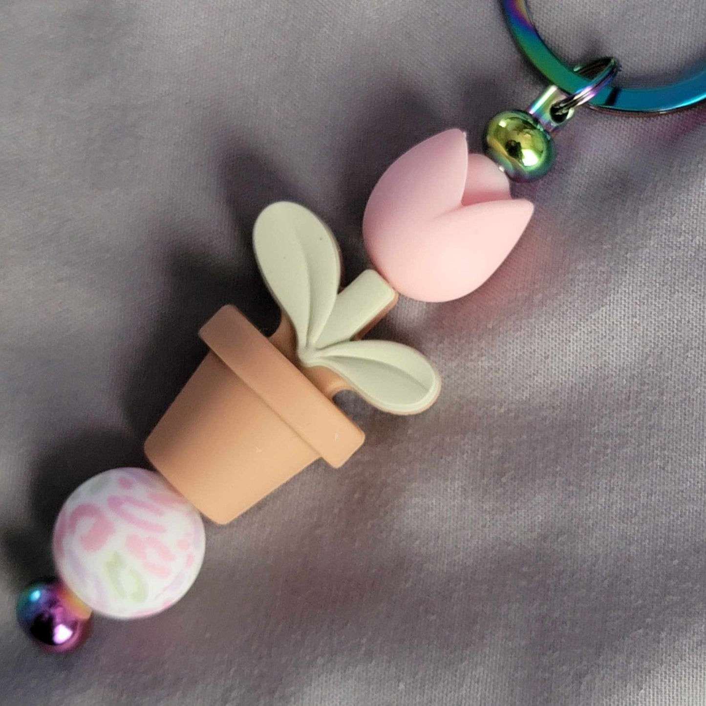 Noah's Silicone Bead Keychains - A Colorful Companion for Your Keys!