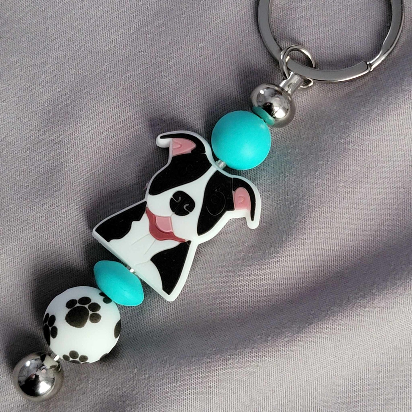 Noah's Silicone Bead Keychains - A Colorful Companion for Your Keys!