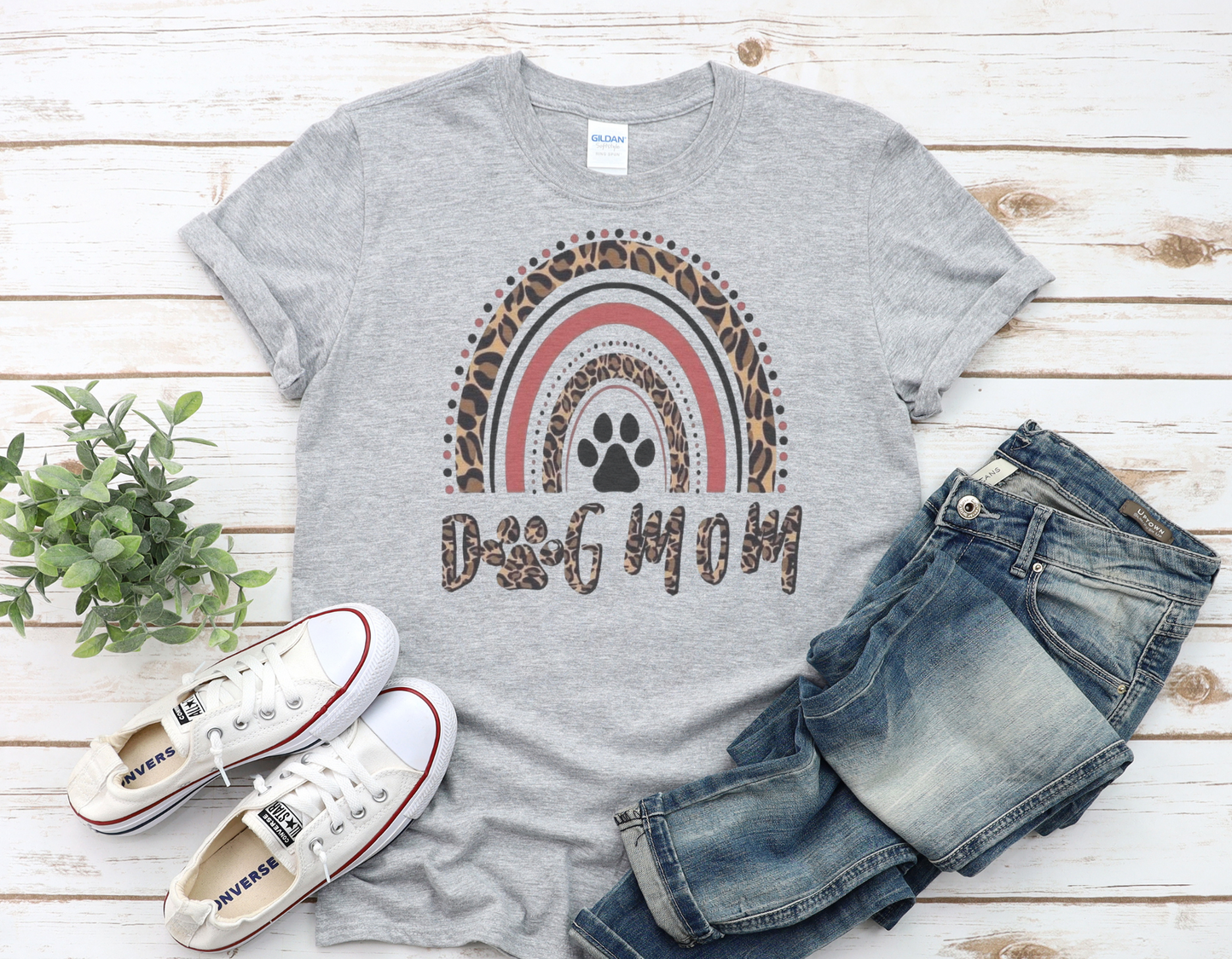 Dog Mom Tee